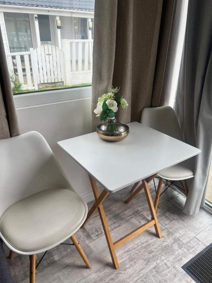 Stunning One Bed Modern & Contemporary Chalet Bridlington Zewnętrze zdjęcie