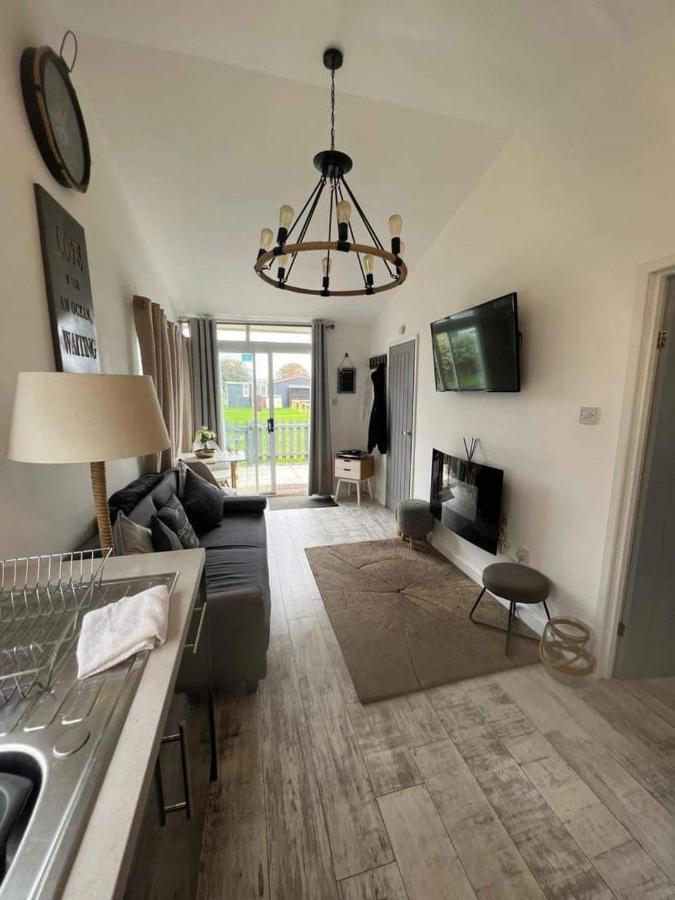 Stunning One Bed Modern & Contemporary Chalet Bridlington Zewnętrze zdjęcie